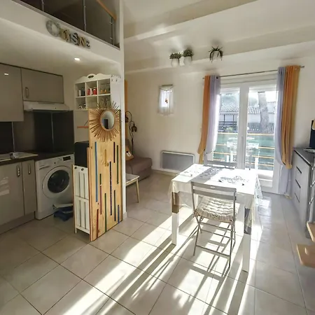 Avec Parking A Deux Pas De La - 4 Pers. - Fr-1-607-240 *